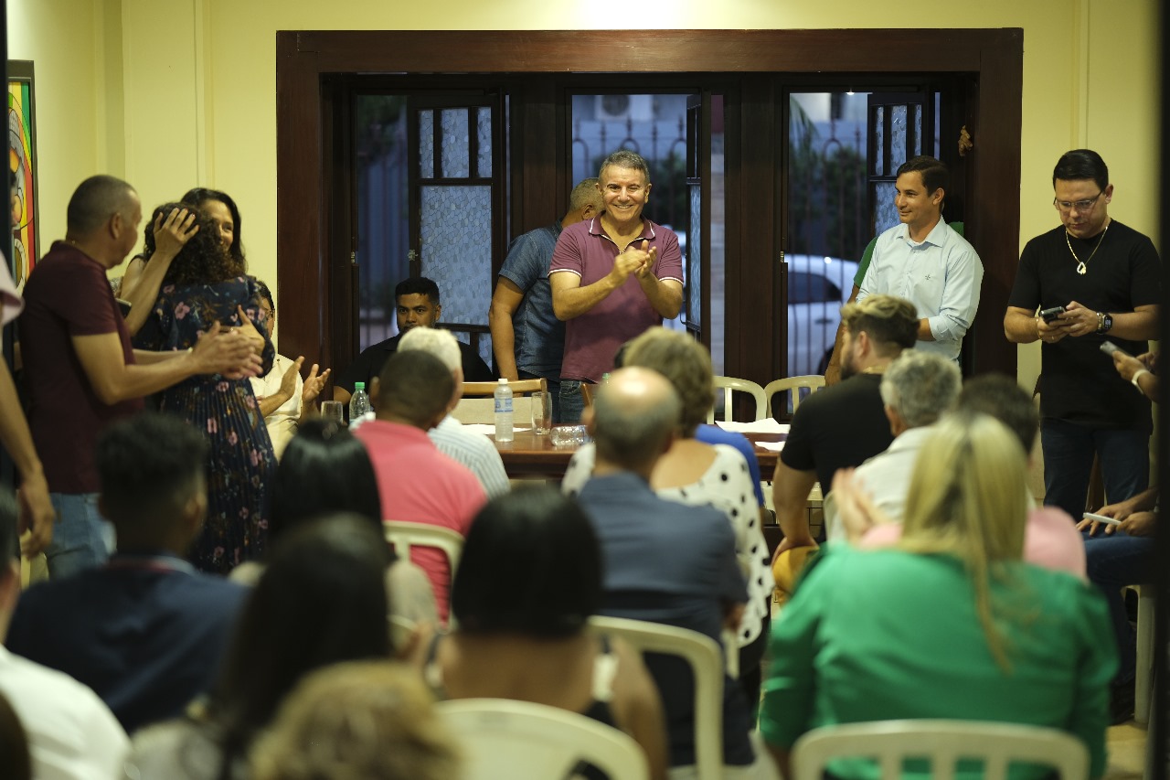 Eduardo Siqueira Campos percorre regiões rurais, participa de diálogo com militares da reserva e reunião com pré-candidatos a vereador
